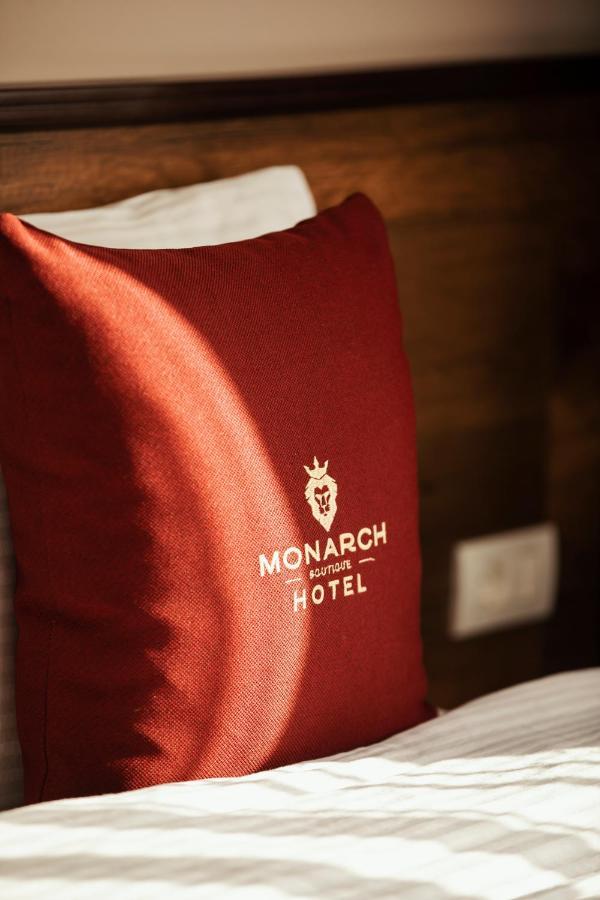 Monarch Boutique Hotel พริเซรน ภายนอก รูปภาพ